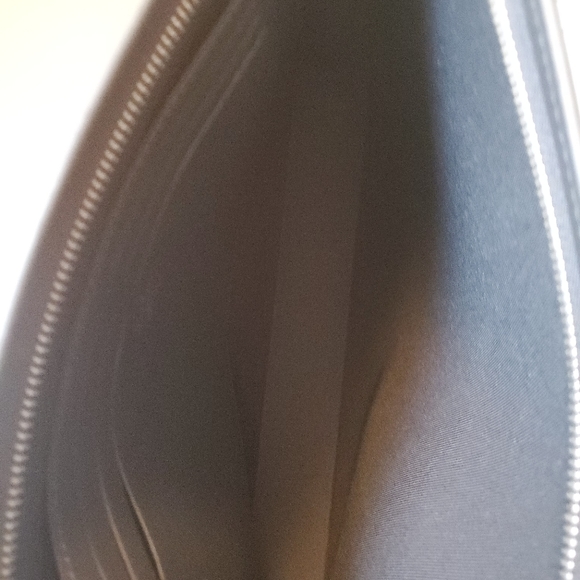 Limited edition Louis Vuitton x Chapman Brothers Pochette  LV #M66649 - Picture 15 of 15